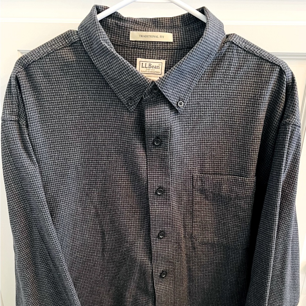 L.L. Bean Traditional Fit Button Down, Charcoal, 2XL, EUC!
